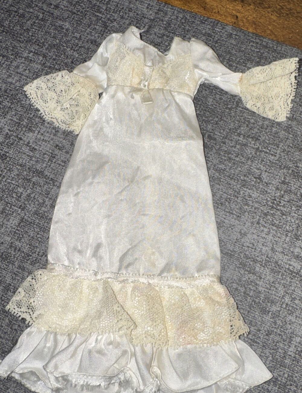 Vintage Mattel Barbie Ivory White Satin Gown W/ Lace Trim Satin Bow Read